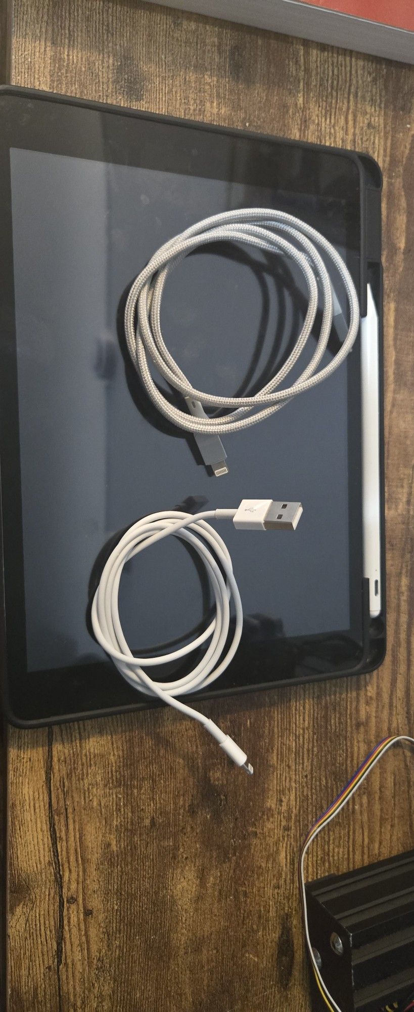 IPad 9th Gen With Pen