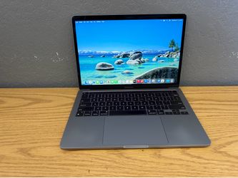 MacBook Pro 13-inch, MacOS Tahoe