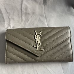 YSL large Wallet 