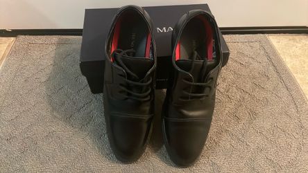 Formal black shoes