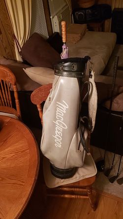 MAC Gregor Golf bad with 15 Toney Penna clubs