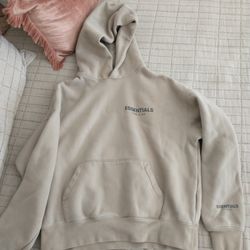 Essentials Sweatshirt 