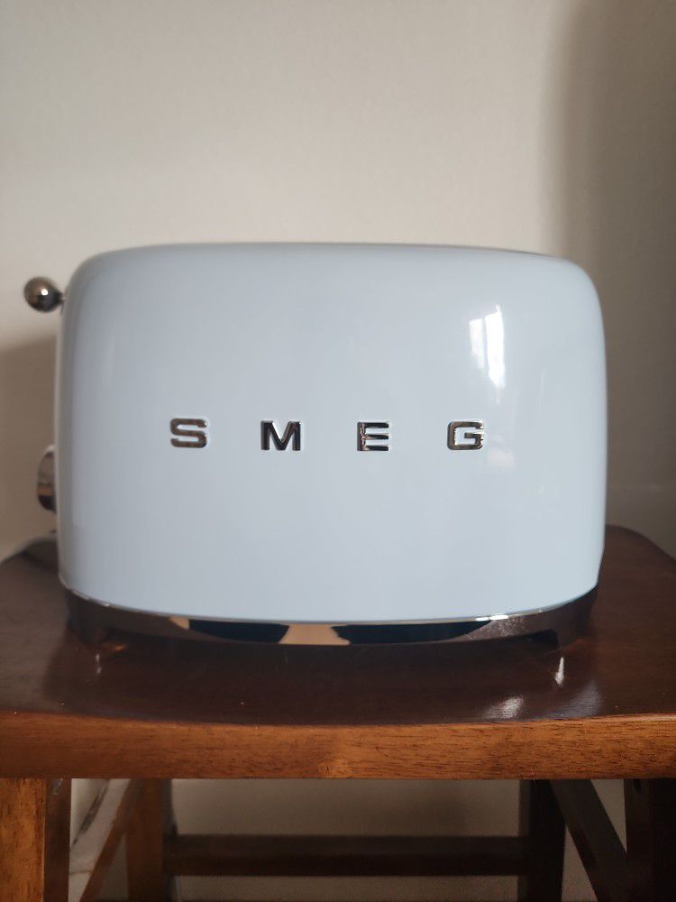 SMEG 2 Slice Toaster