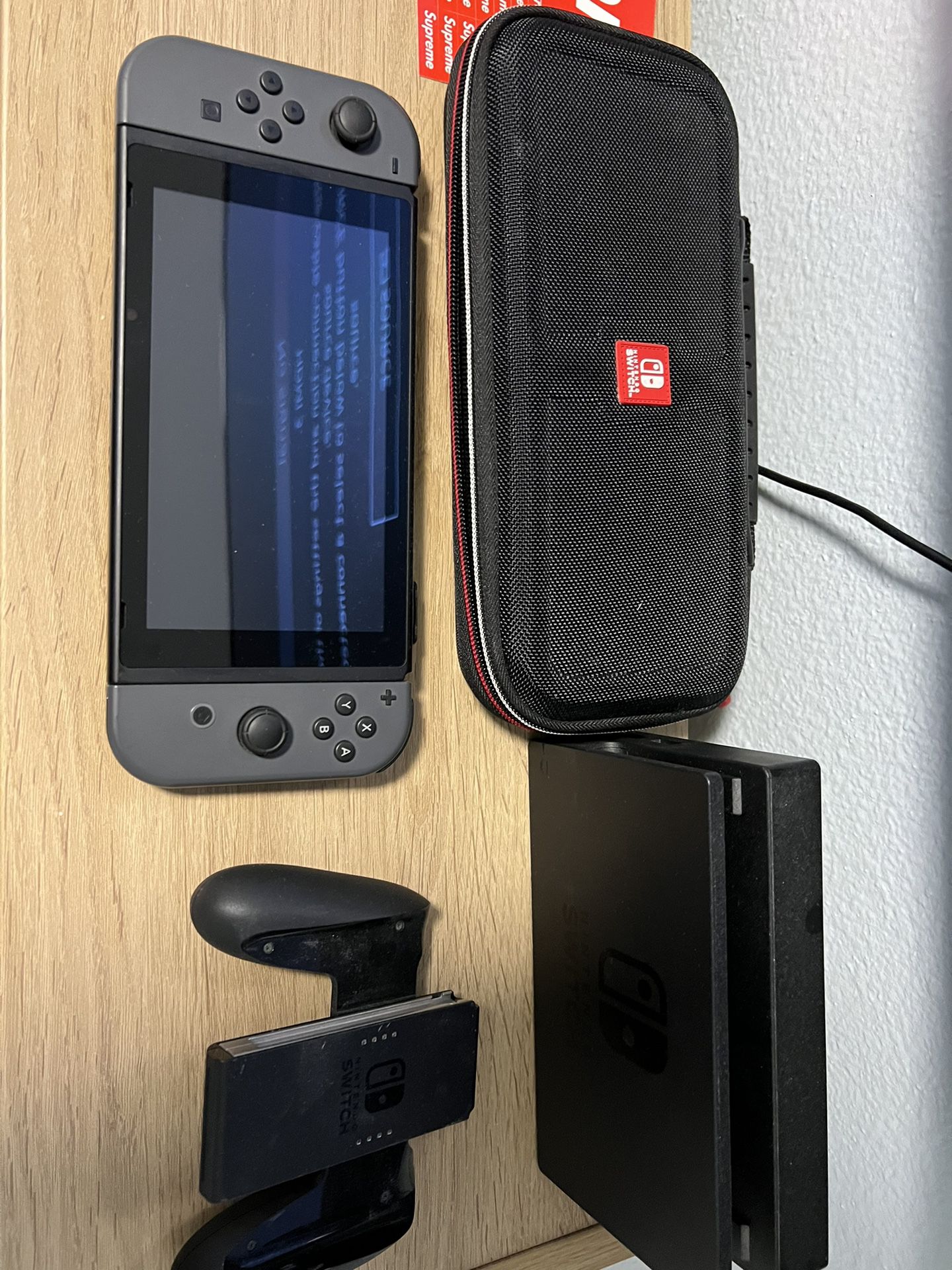 Nintendo Switch Excellent Condition + Accessories