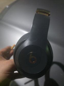 Beats Studio3 headphones- Big