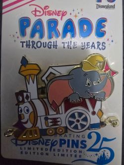 Disney pins