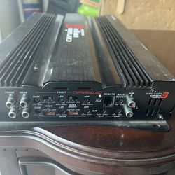 Car amplifier cerwin Vega  5 channel