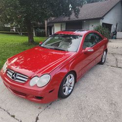 2008 CLK 350 Mercedes-Benz coupe. Automatic 171k miles. Car was recently painted.