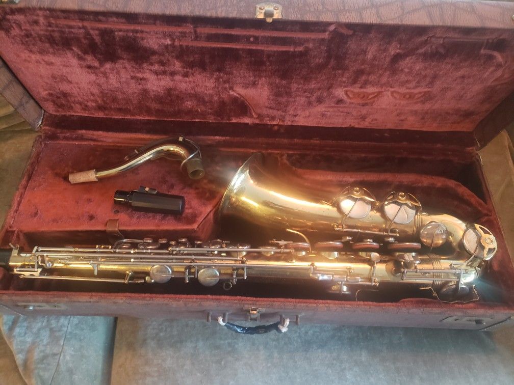 The Parisian Ambassador Tenor Saxophone France