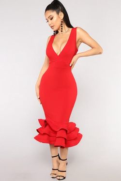 Ruffle midi dress ! Size Medium
