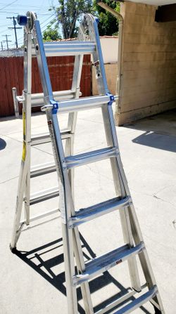 Werner MT-22 Aluminum Folding Extension Ladder 22 Ft Reach