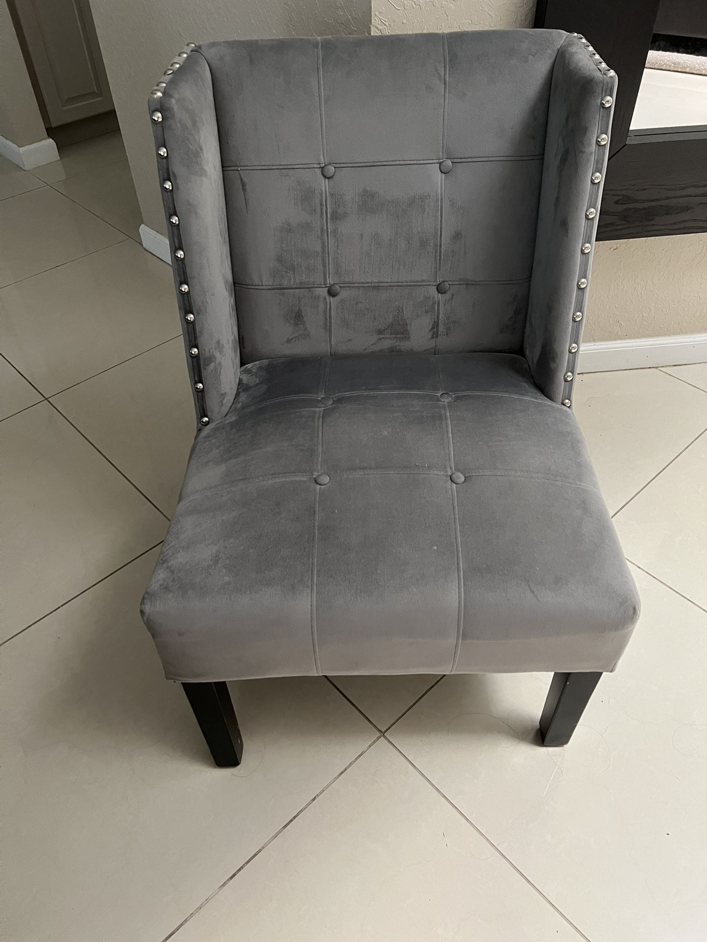 Like New Gray Velvet Studded Chair