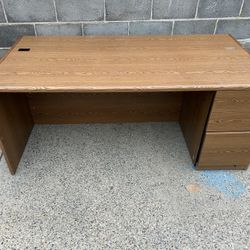 Free Desk