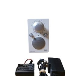 TIVOLI Audio PAL Henry Kloss Portable AMFM Radio Speaker & BATTERY | tested