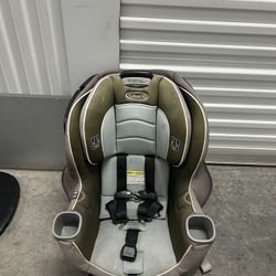 Graco Car seat 
