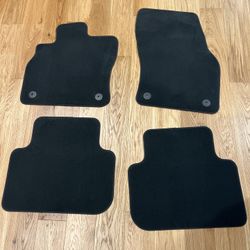 Audi Q3 OEM fabric floor mats full set