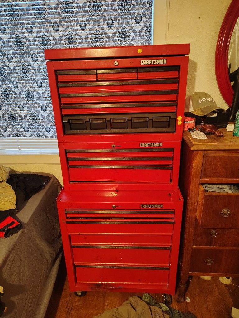 Craftsman Toolbox With Tools