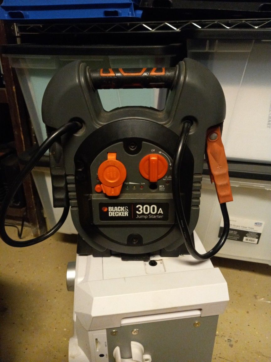 Black & decker 300 amp jump starter deals