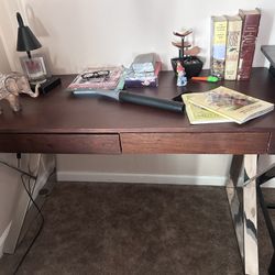 Table/Desk