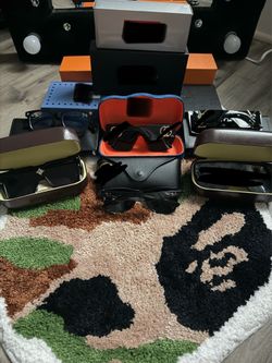 Designer Shades/Sunglasses w Box & Case
