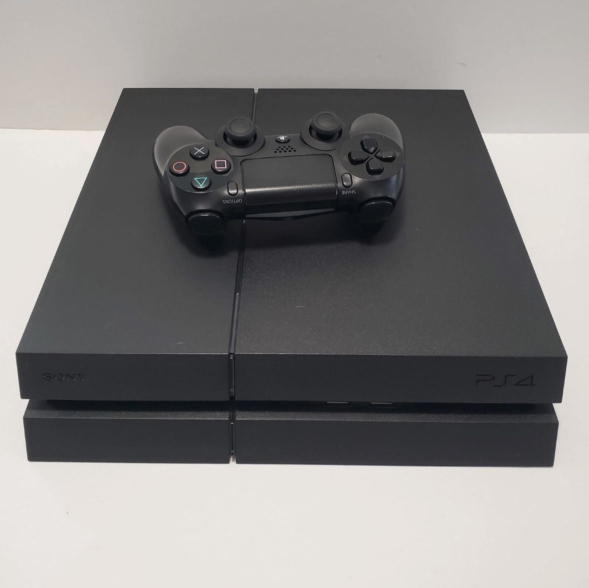 Sony PS 4 w/3 Games