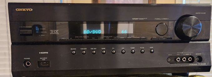 Onkyo TX-SR608 is a 7.2-channel A/V receiver