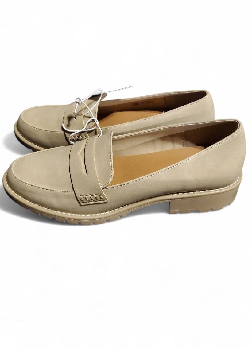 New DV by Dolce Vita Women's Tan Loafers Size 10