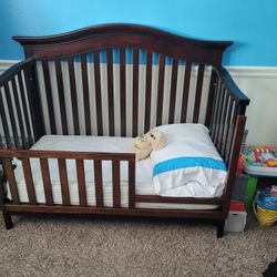 Crib And Toddler Bed In One