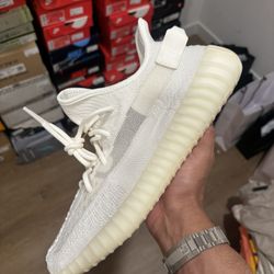 Yeezy 350 - Bone 
