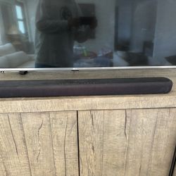 Yamaha Sound Bar + Subwoofer