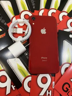 Factory unlocked apple iphone 8, store warranty