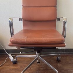 Modern Rolling Adjustable Office Chair