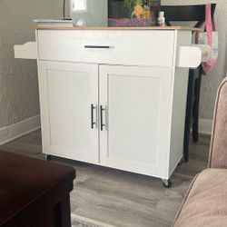 Rolling Kitchen Island 