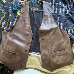 leader vest