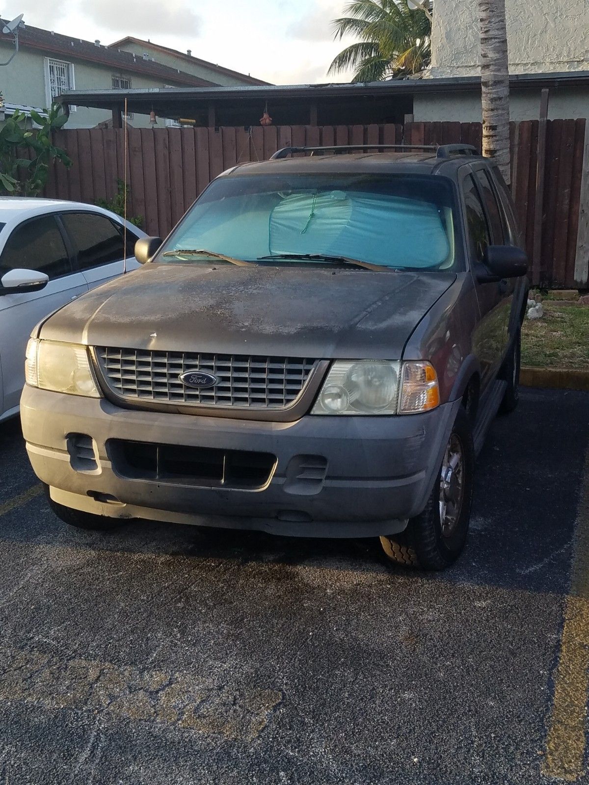 2004 Ford Explorer