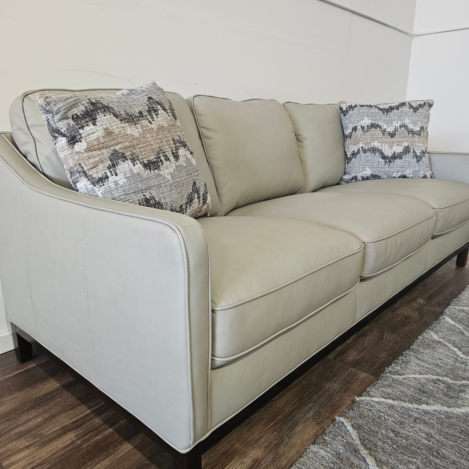 Concise Leather Sofa Couch - FREE DELIVERY