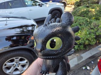 How to train your dragon live action toothless popcorn bucket