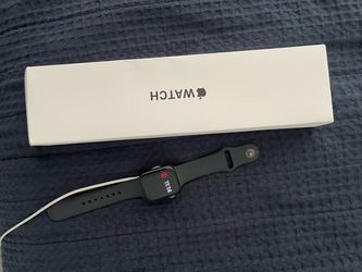 Apple Watch SE GPS + Cellular 40 mm