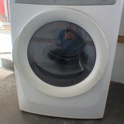 Electrolux Washer and Dryer Stackable