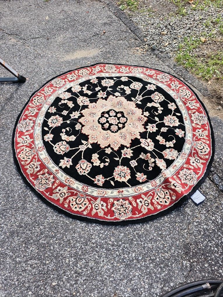 Round Rug 6 Foot