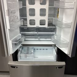 Lg French Door Refrigerator in Slim SpacePlus® Ice System with SmartDiagnosis and SmartThinQ