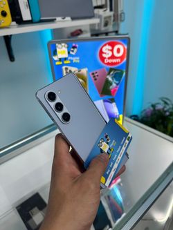 Galaxy Z Fold 5! 1 YEAR WARRANTY!