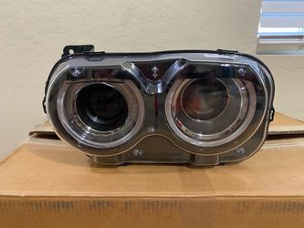 NEW Factory OEM 2015-2023 Dodge Challenger Left Driver Side Halogen Headlight NIB