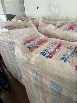 Owens Corning R-19 Unfaced Fiberglass Insulation Batt – 118.83 Sq. Ft. – New