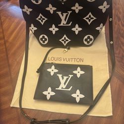 Louis Vuitton Hand/Crossbody Bag