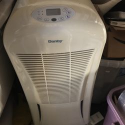 Danby Dehumidifier Tested Works Perfectly when you come ill fully test it for you 