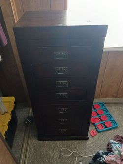 Dark Wood Tall Dresser with 7 Drawers