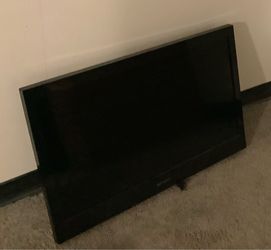 32” TV