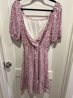 Floral Wrap Knee Length Dress 