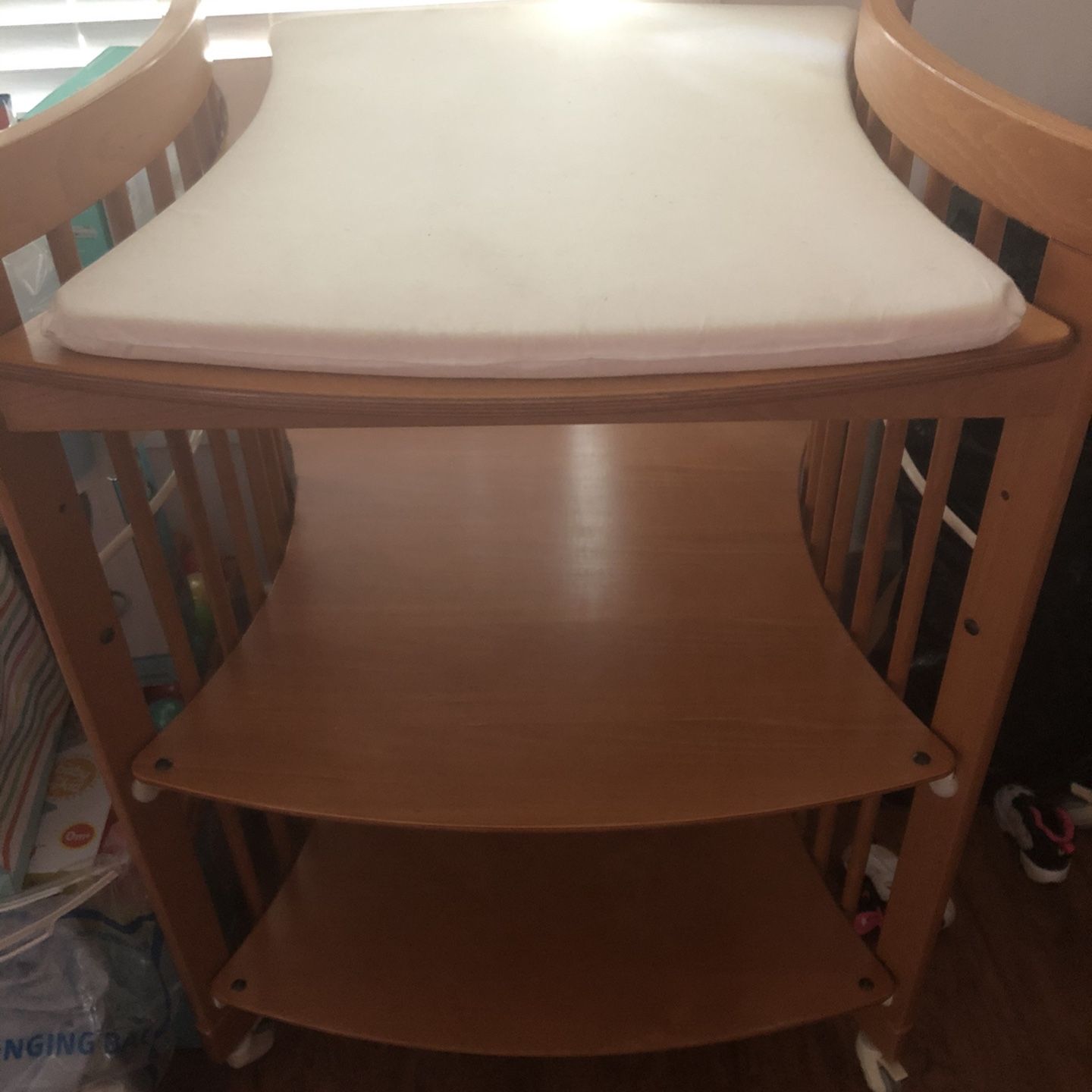 Stokke Changing Table !!
